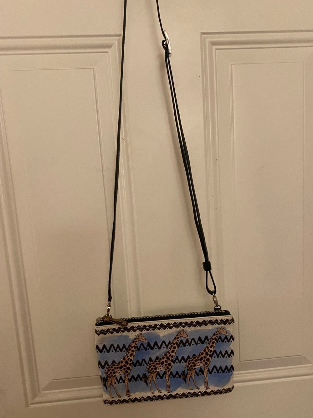 Brighton Africa Stories Gigi Giraffe Purse - Picture 3 of 14